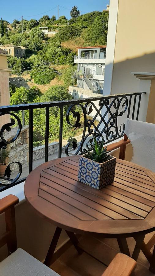 Agapi 'S Place Apartment Pylos Exterior foto